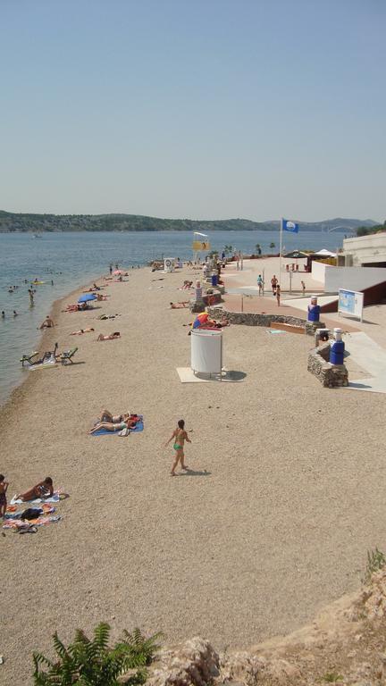 Apartments Ella Šibenik Quarto foto